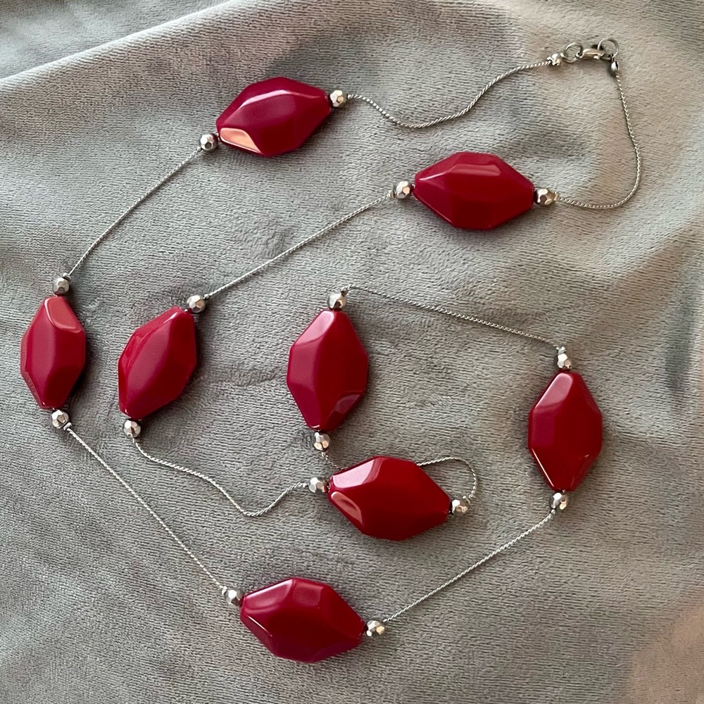 Red and silver long necklace